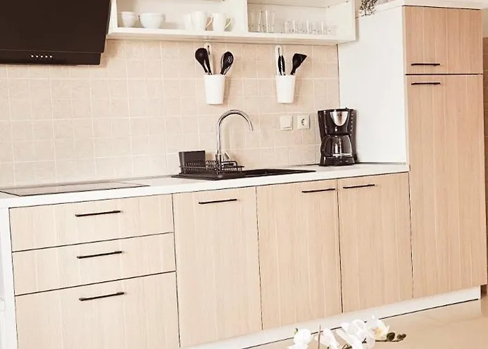 Apartman Luma 1 *